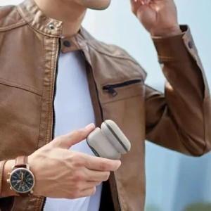 Etui UNIQ Lyden DS do Apple AirPods Pro 2 gen beżowo-zielony/ivory-lichen green Etui UNIQ Lyden DS do Apple AirPods Pro 2 gen beżowo-zielony/ivory-lichen green