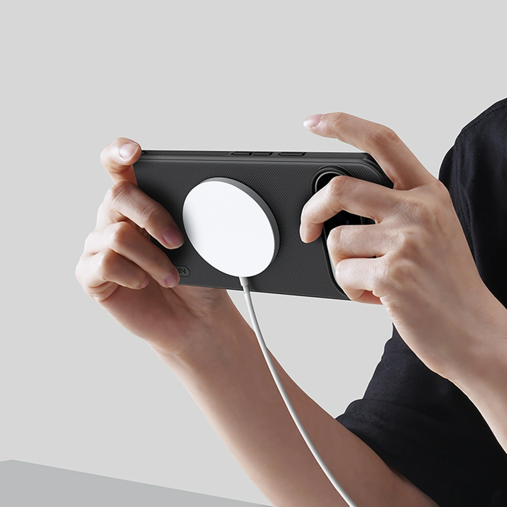 Etui Nillkin Super Frosted Shield Pro Magnetic do Google Pixel 10 Pro XL czarne