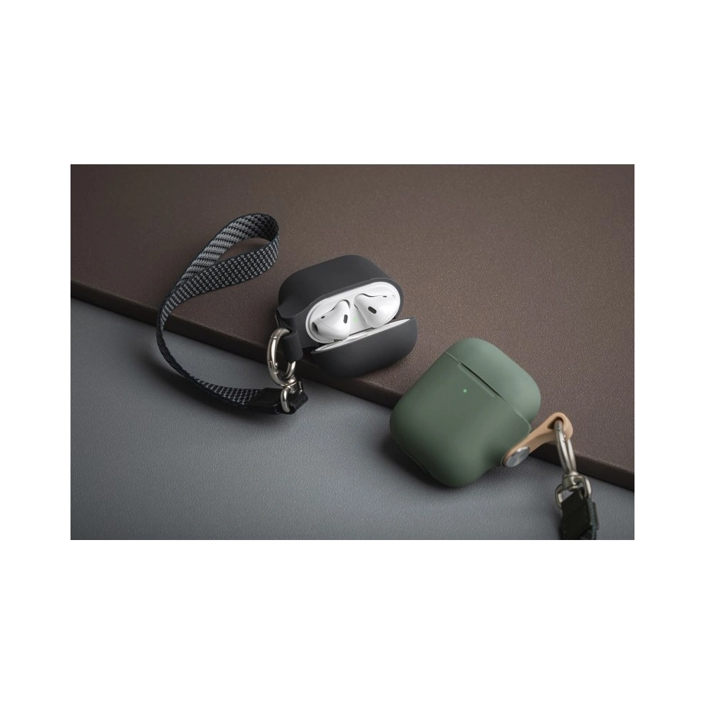 Etui Moshi Pebbo Apple AirPods z odpinanym paskiem na rękę (Mint Green)