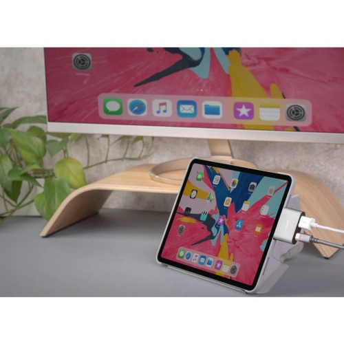 Kup Adapter Moshi USB-C do HDMI 4K i HDR z obsługą ładowania Power Delivery 60W (Titanium Gray) - MOSH081GRY - {ean13} - Sklep Home Screen