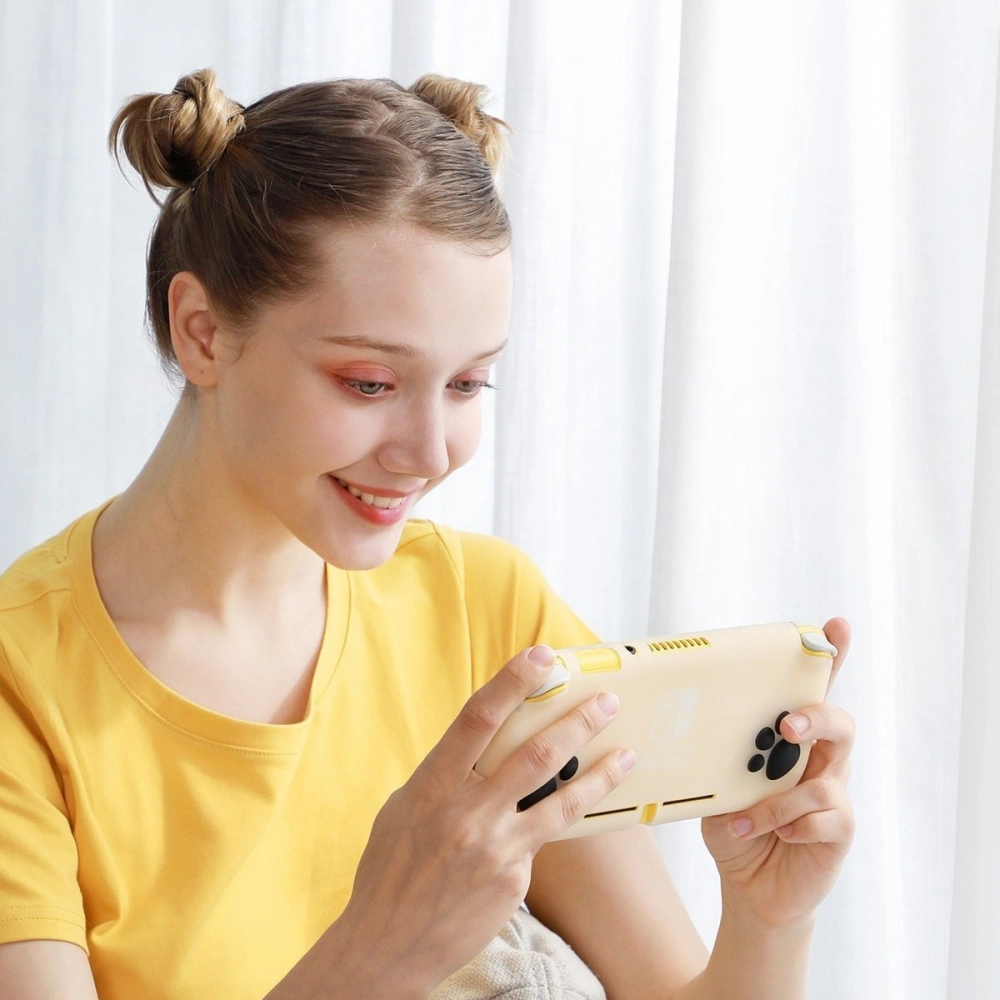 Silikonowe etui Baseus GS06L do konsoli Nintendo Switch Lite + silikonowe nakładki na pady (biało-czarne)