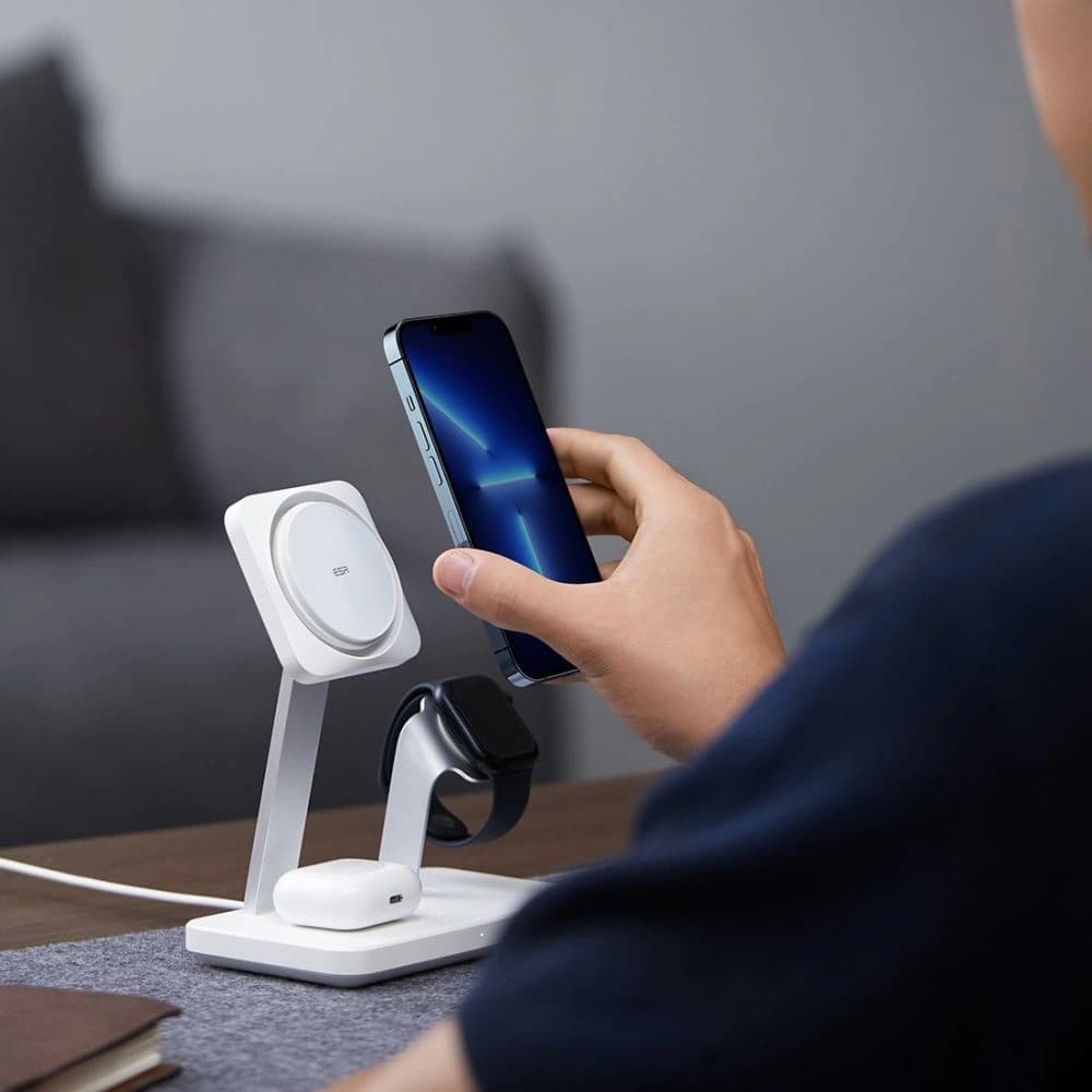 ESR HaloLock 3in1 Cryoboost Magnetic MagSafe Wireless Charger Arctic White - 5