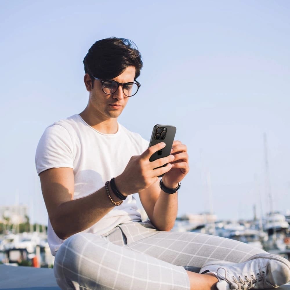 Tvrzené sklo na Spigen GLAS.tR Ez Fit Optik Pro Camera Protector Apple iPhone 16 Pro / Pro Max Desert Titanium [2 PACK] - 6