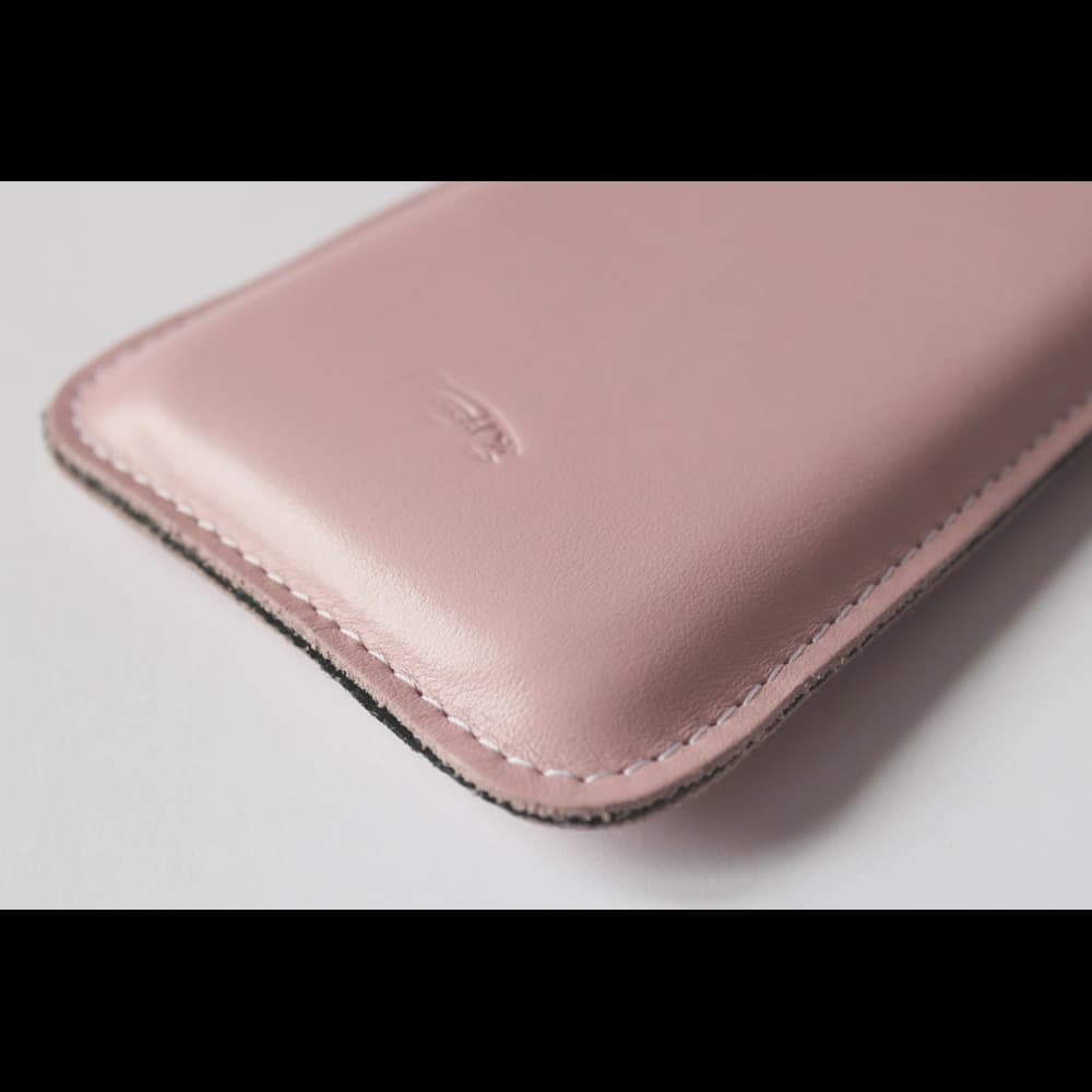 LURESKO LILLA XXXL leather slip case slip for phone 6.5' - 6.9' (smooth pink with white thread) - 7