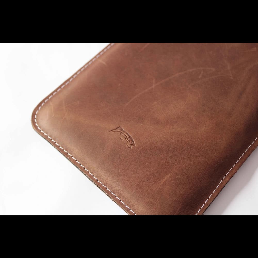 LURESKO MASTER S leather case for ebook 162x113x9mm (vintage brown with white thread) - 4
