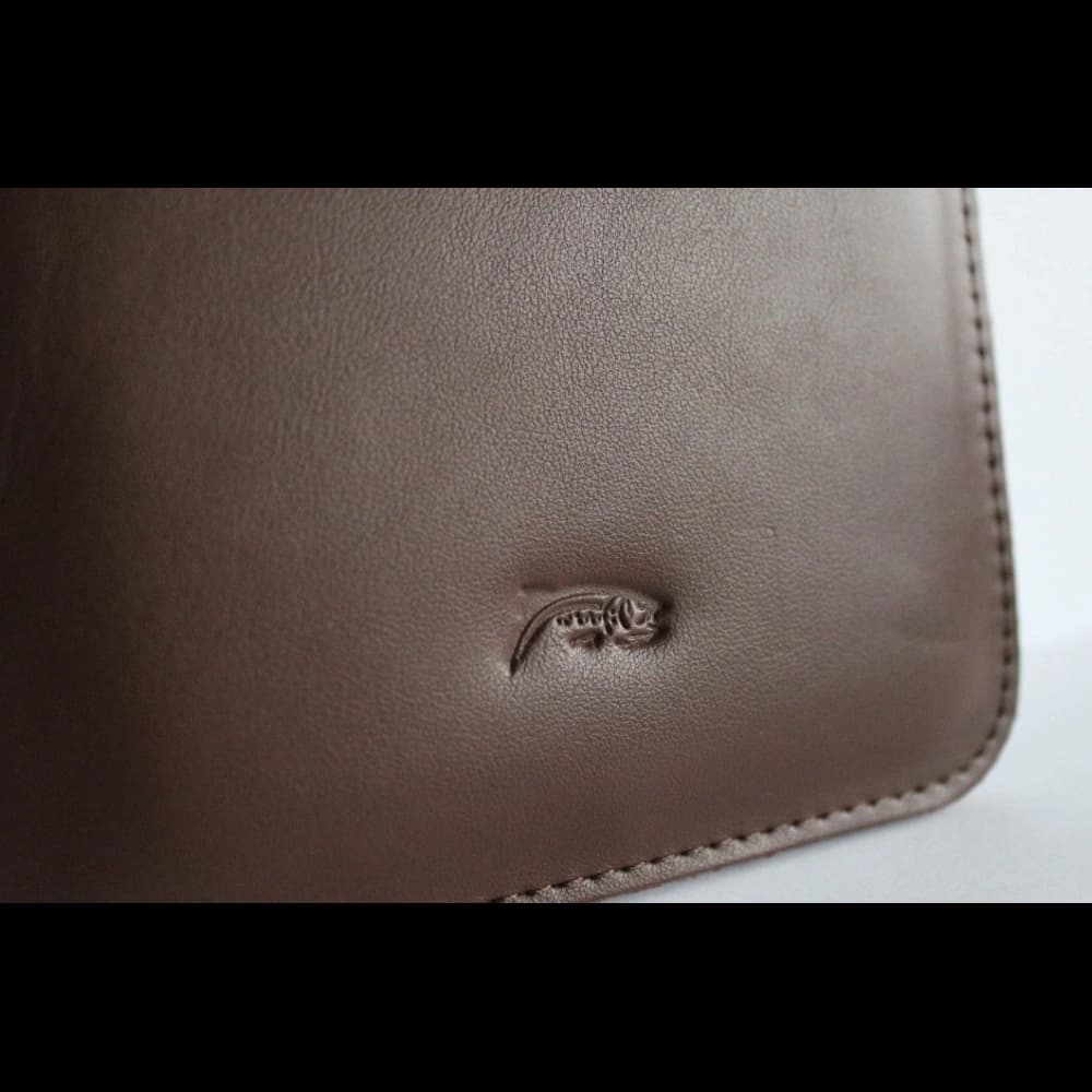 LURESKO MASTER S leather case for eBook 162x113x9mm (smooth brown) - 3