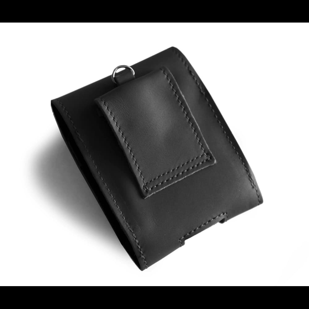 LURESKO HECTOR FLIP M Lederhülle für Hals / Gürtel / Schlaufe für Flip-Modelle (schwarz glatt mit schwarzen Nähten) - 3