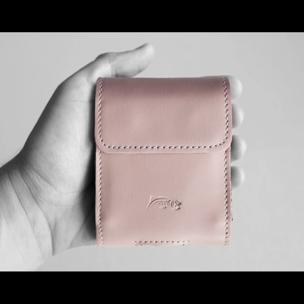 LURESKO HECTOR FLIP M leather neck/belt/belt loop case for Flip models (smooth pink with white thread) - 4