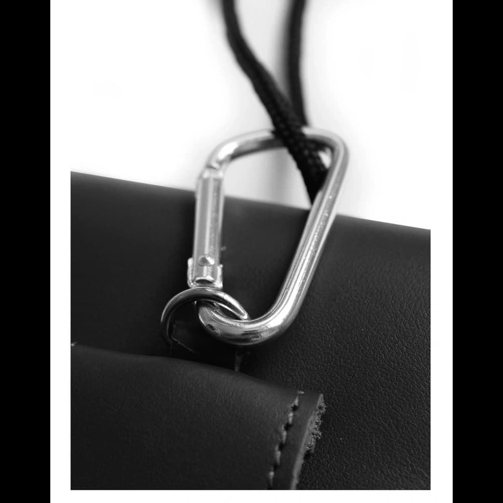 LURESKO HECTOR XXL Lederhalsgepäck / Gürteltasche / Schlaufenetui / vertikaler Holster 167x78x10mm (schwarz glatt mit schwarzem Faden) - 12