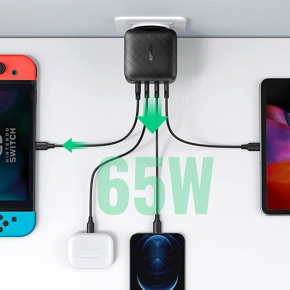 Ładowarka sieciowa UGREEN CD224, 3x USB-C, 1x USB, Power Delivery 3.0, GaN, 65W (czarna)