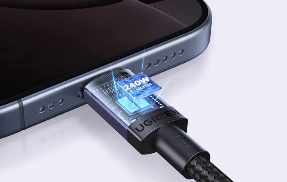 Kabel Ugreen L532 ładujący smartfona z wysoką prędkością.
