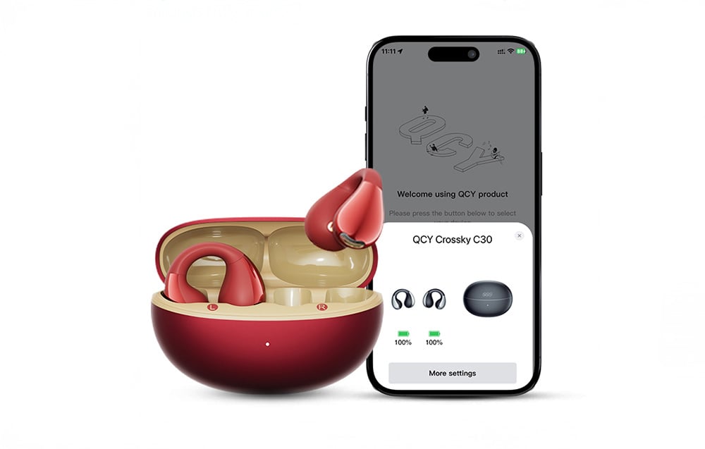 Czerwone słuchawki QCY w etui stojącym obok smartfona z otwartą aplikacją QCY Crossky C3