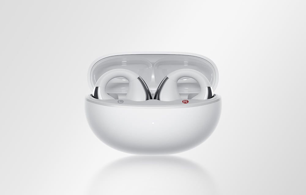 Słuchawki w etui ładującym