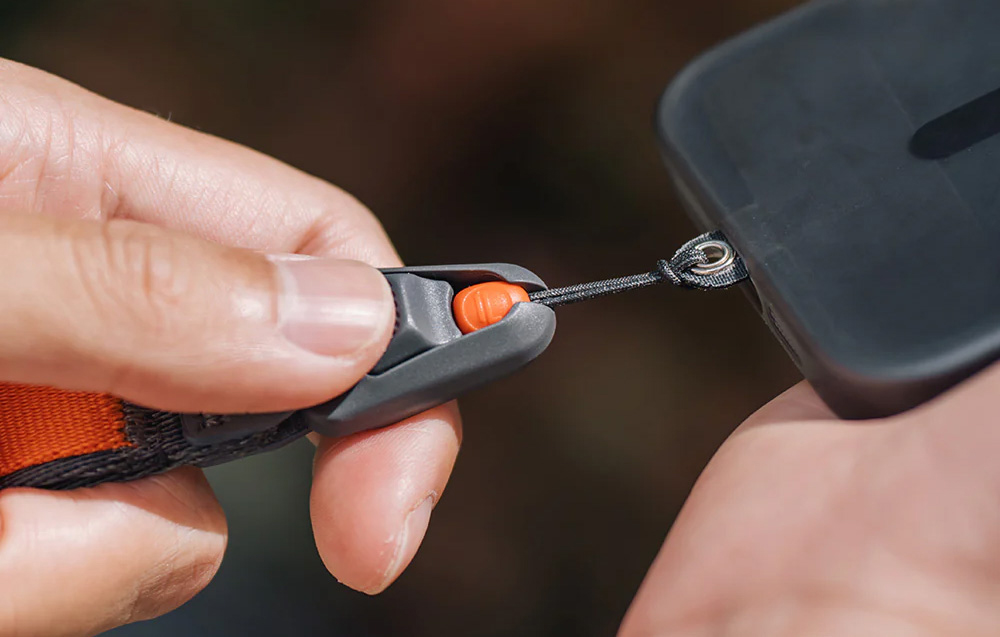 Close-up of the mounting element of the PGYTECH neck strap