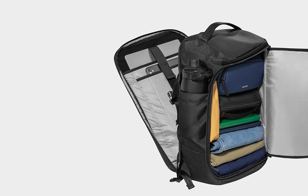 twarty plecak Tomtoc Navigator T67 z organizerami, bidonem i ubraniami