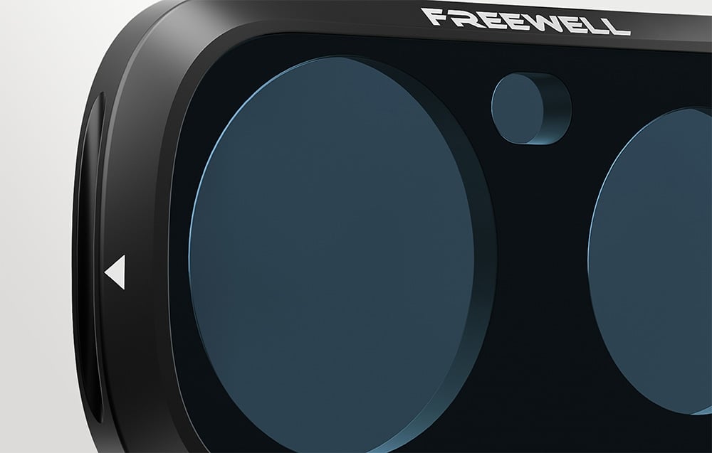 Zbliżenie na czarne etui filtrów Light Pollution Reduction z logo Freewell na górze