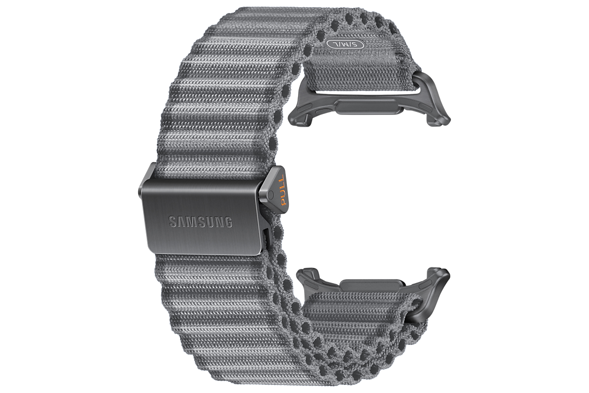 Color variants of the Samsung Trail Band strap
