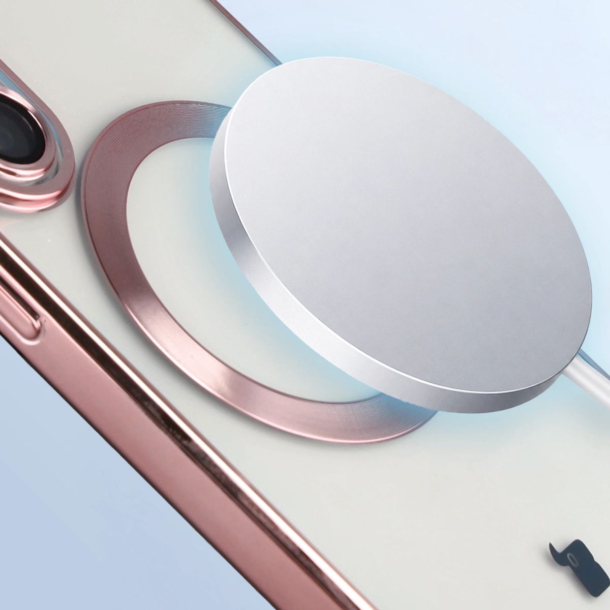 Zbliżenie na pierścień MagSafe w etui Bizon Case GuardO do iPhone 18 Pro Max / 17 Pro Max