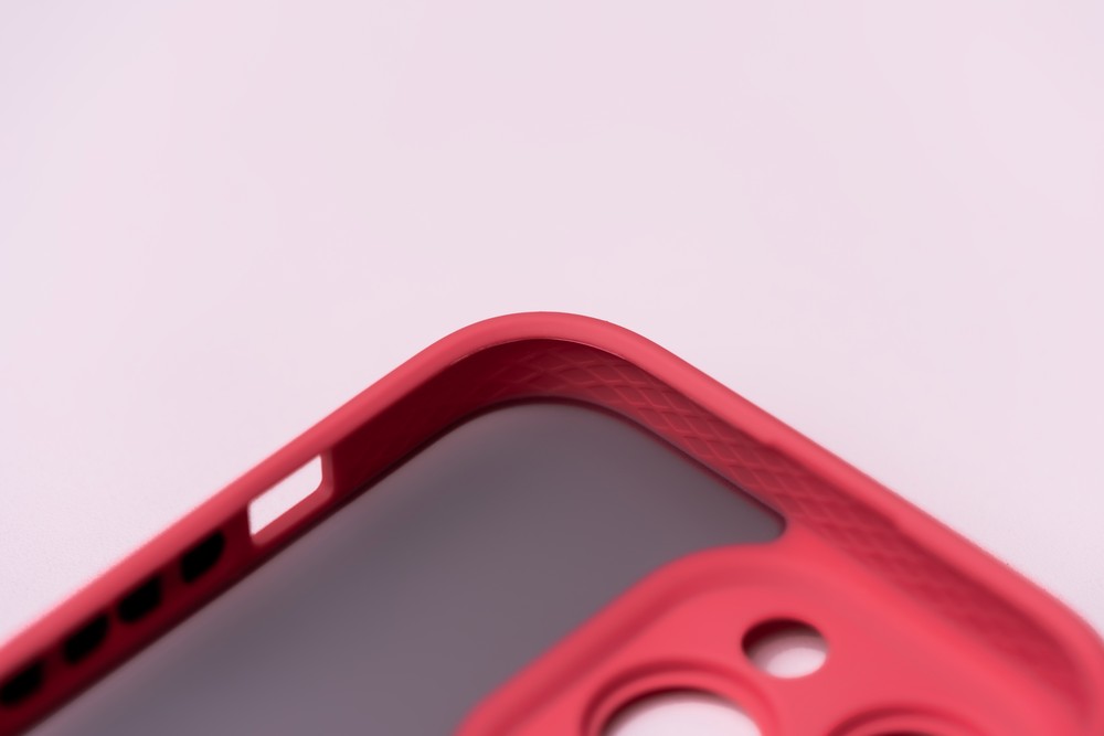 Close-up of precise cut-outs in the Bizon Case Hybrid Ring