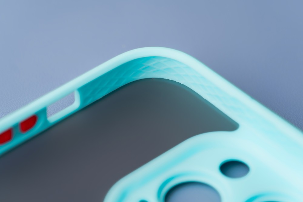 Close-up of precise cutouts in Bizon Case Hybrid Ring