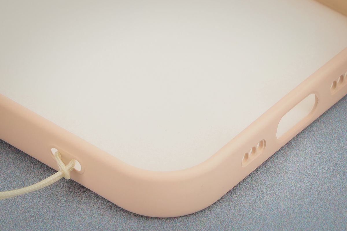 Nahaufnahme des Mikrofaserfutters in der Bizon Case Silicone Magnetic Hülle