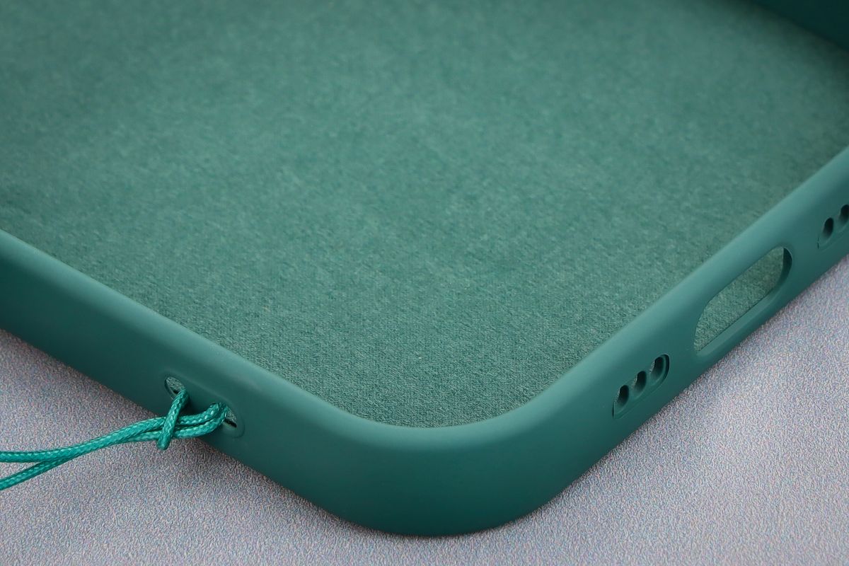 Nahaufnahme der Mikrofaserpolsterung im Bizon Case Silicone Magnetic Etui