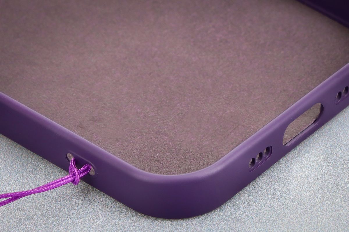 Mikroszálas bélés a Bizon Case Silicone Magnetic tokban