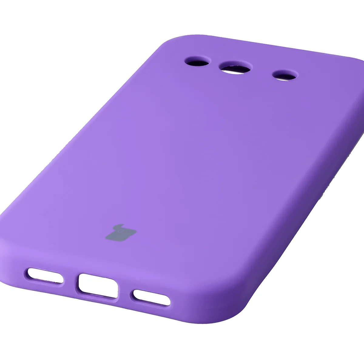 Zbliżenie na precyzyjne wycięcia i możliwość ładowania indukcyjnego w etui Bizon Soft Case do Google Pixel 10a