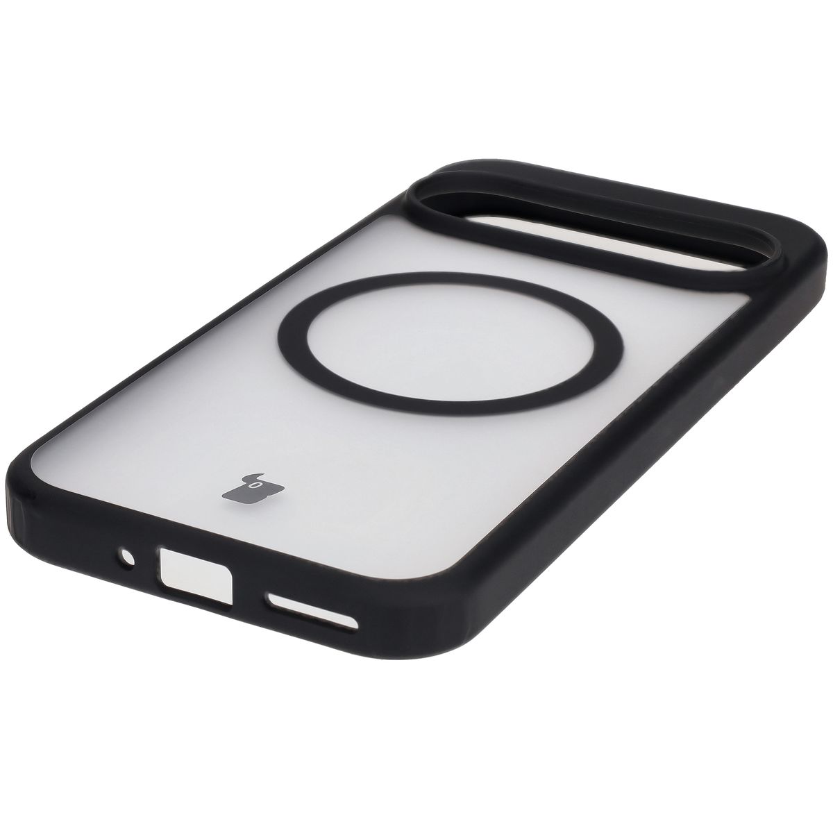 Zintegrowane przyciski, wycięcia i hybrydowy materiał w etui Bizon Case MatteO