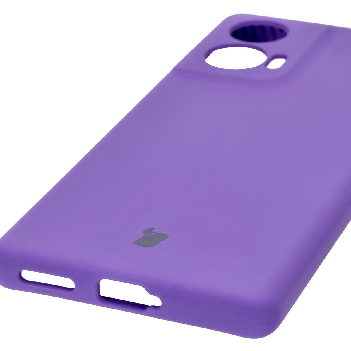 Close-up of precise cutouts and wireless charging capability in Bizon Soft Case