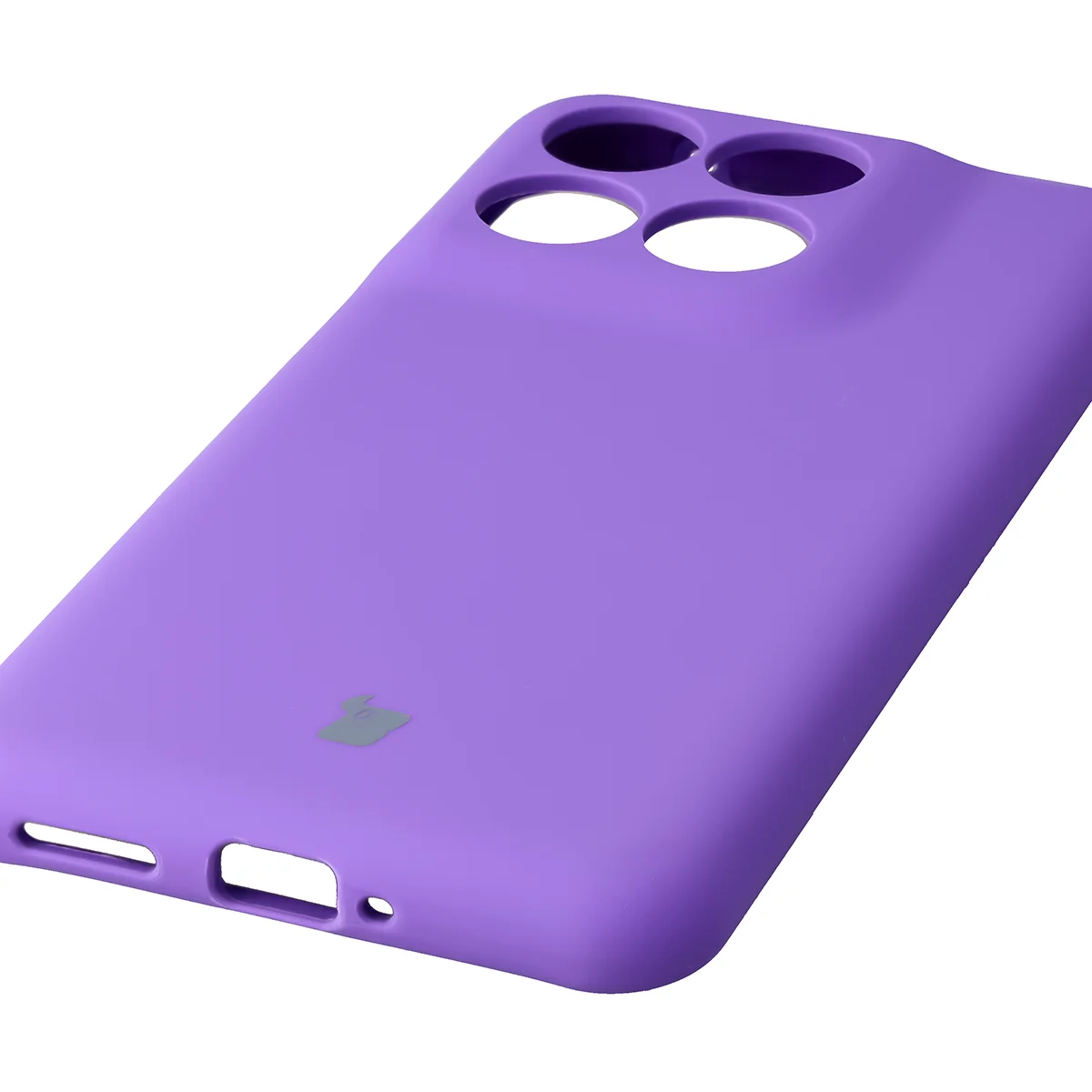Close-up of precise cutouts and wireless charging capability in the Bison Soft Case for Motorola Edge 70 Fusion