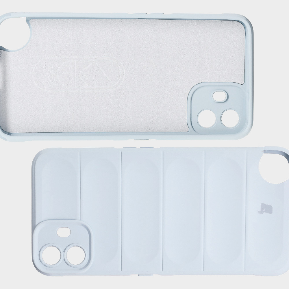 Microfiber lining, grooves on the back, and reinforced corners in Bizon Case Tur