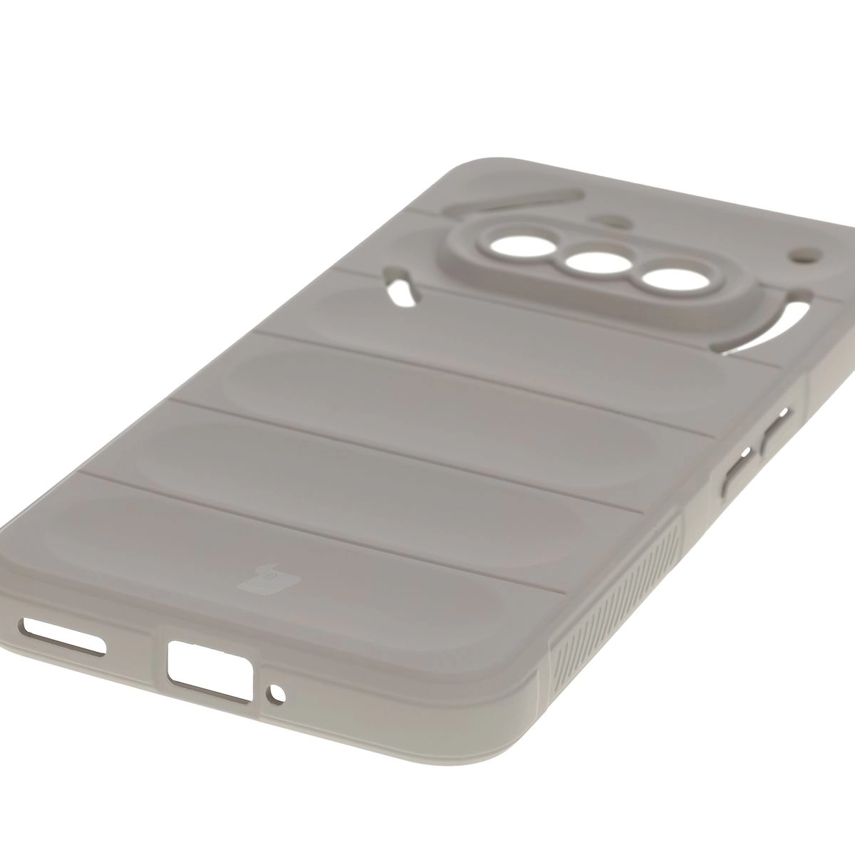 Decupaje precise și compatibilitate cu încărcarea inductivă în etui Bizon Case Tur
