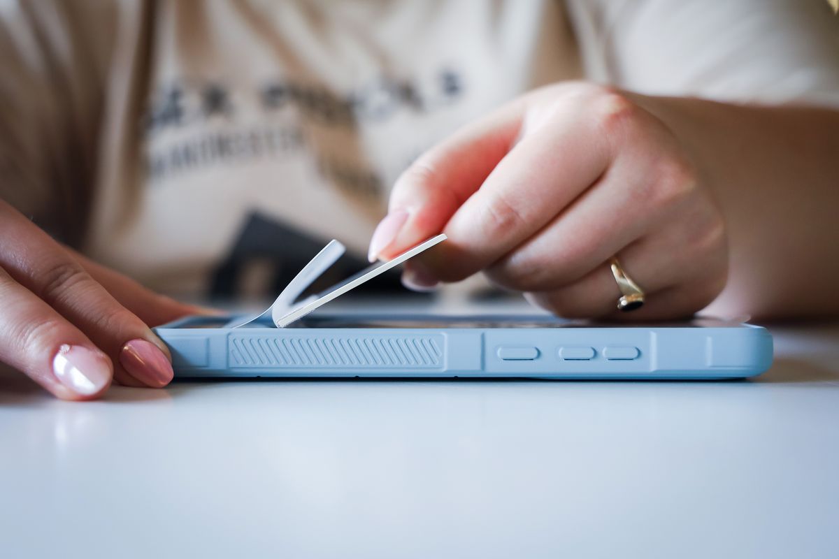 Application of Bizon Glass Hydrogel Front - universal