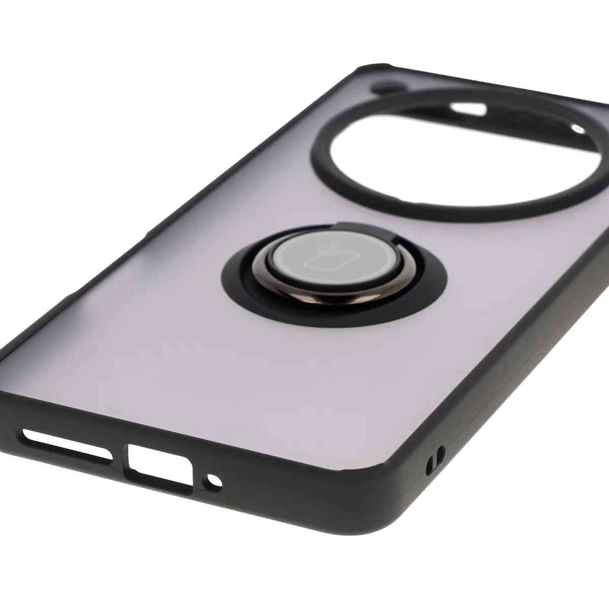 Precyzyjne wycięcia, zintegrowane osłony oraz wycięcie na smyczkę w etui Bizon Case Hybrid Ring