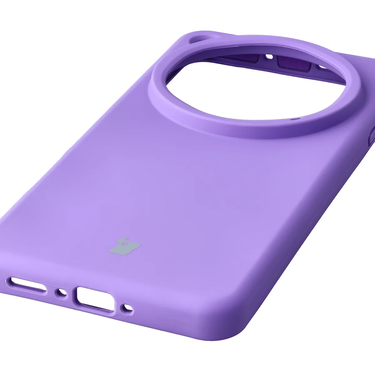 Close-up of precise cutouts and wireless charging capability in the Bison Soft Case for Oppo Find X9 Ultra