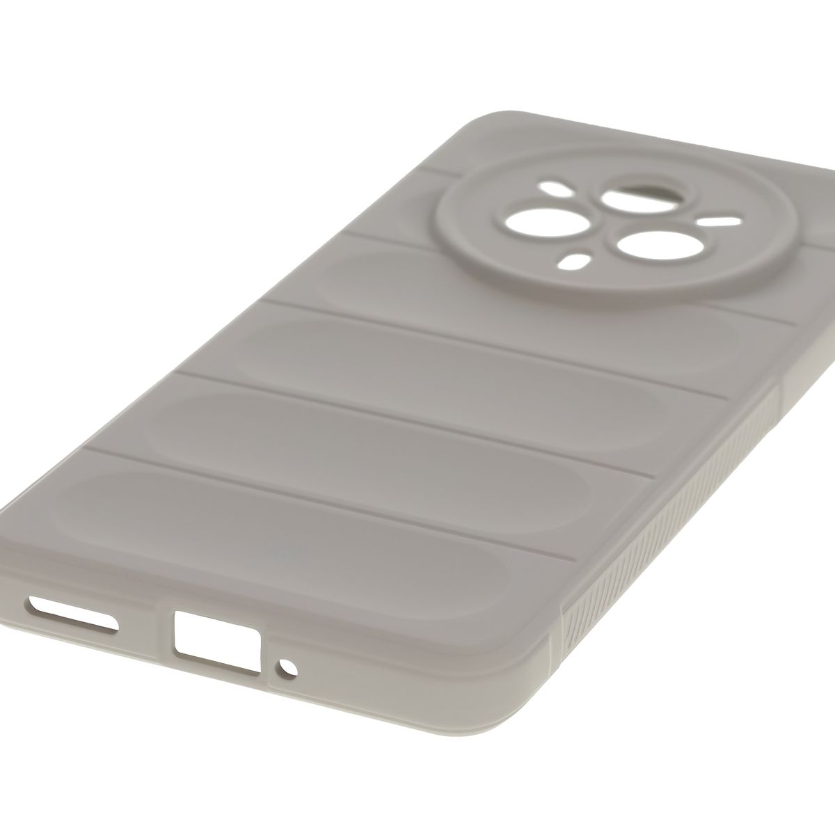 Precise cutouts and compatibility with wireless charging in Bison Case Tur