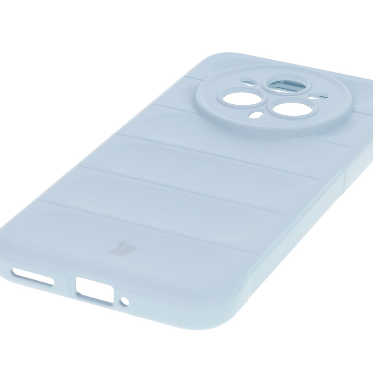 Precise cutouts and compatibility with wireless charging in the Bison Case Tur