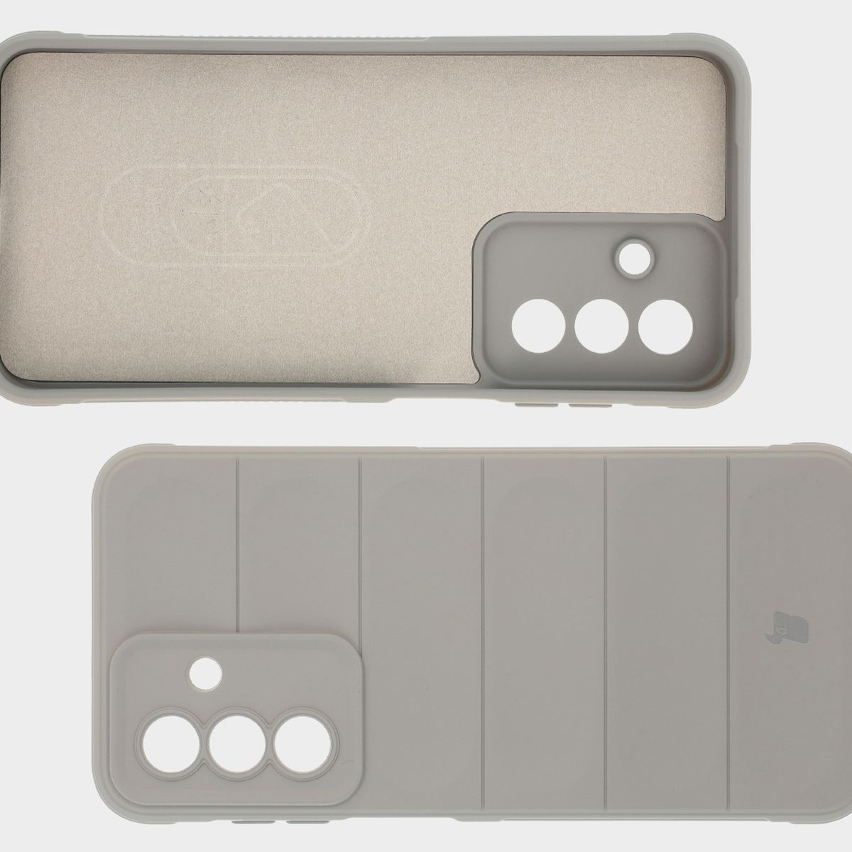 Microfiber lining, grooves on the back, and reinforced corners in Bison Case Tur