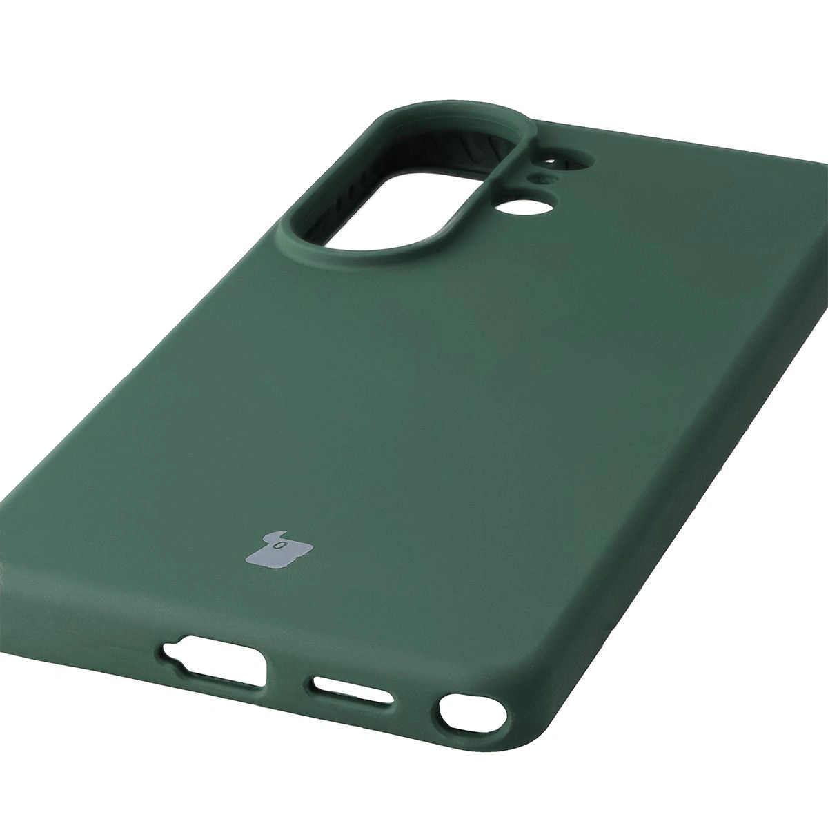 Prim-plan pe coupuri precise și posibilitatea de încărcare wireless în husa Bizon Soft Case pentru Samsung Galaxy S26 Ultra