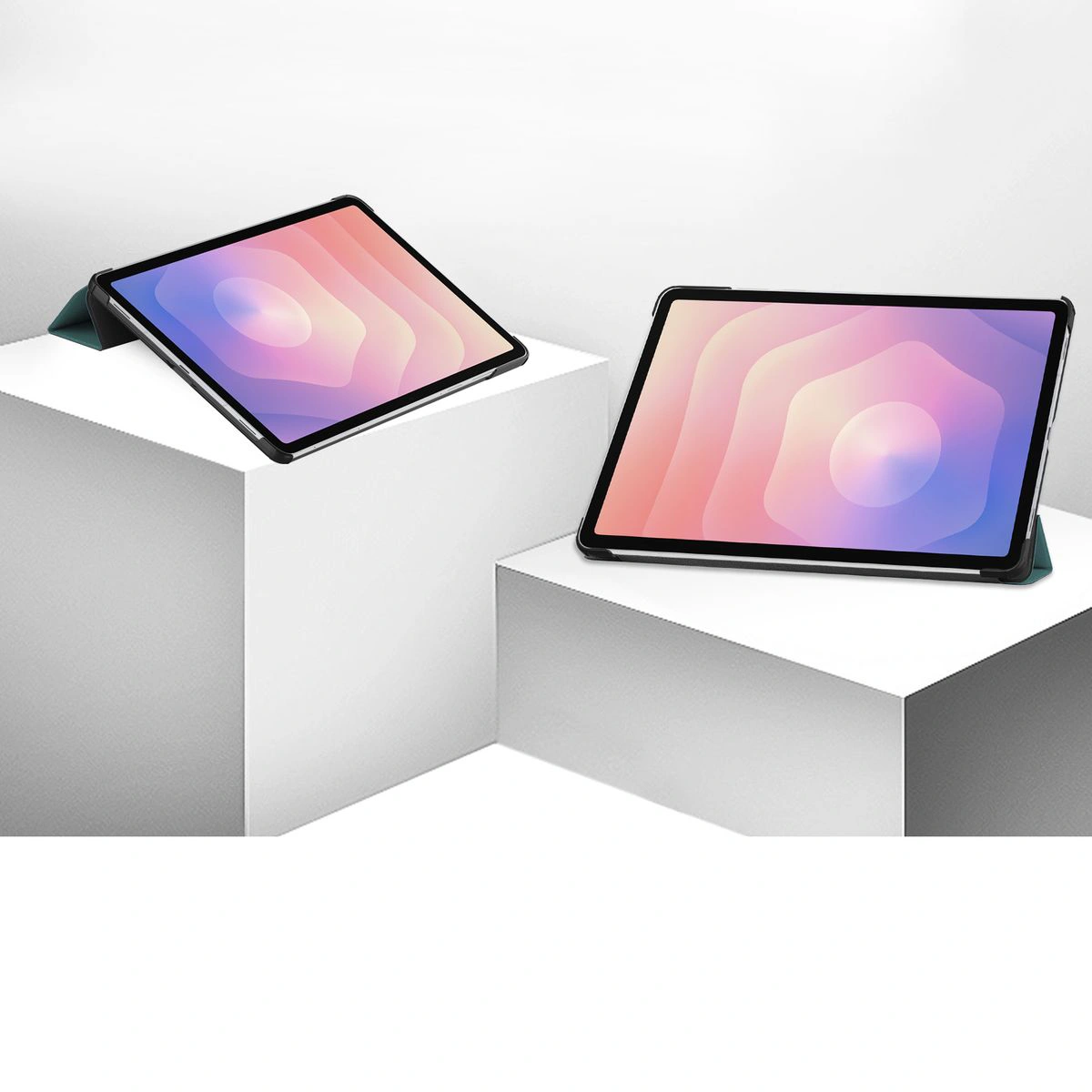 Etui z klapką Bizon Case Tab Croc na podstawkach ustawione pod dwoma kątami do Samsung Galaxy Tab S11