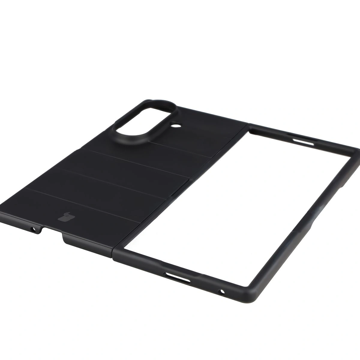 Precise cutouts and compatibility with wireless charging in the Bison Case Tur for Galaxy Z Fold7