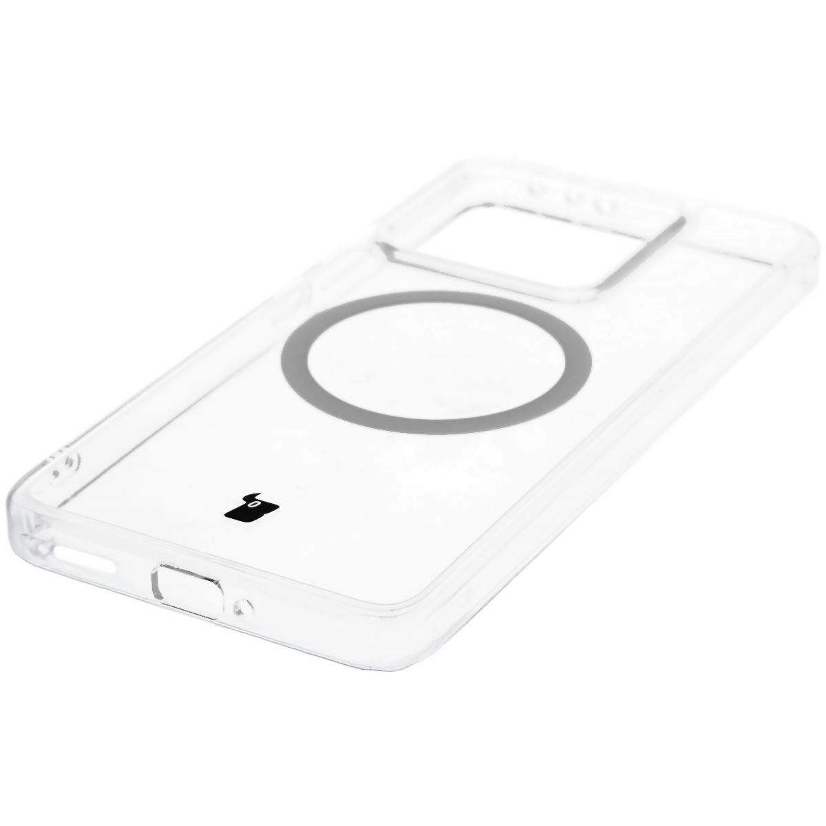 Integrated buttons, cutouts, and hybrid material in Bizon Case CrystalO