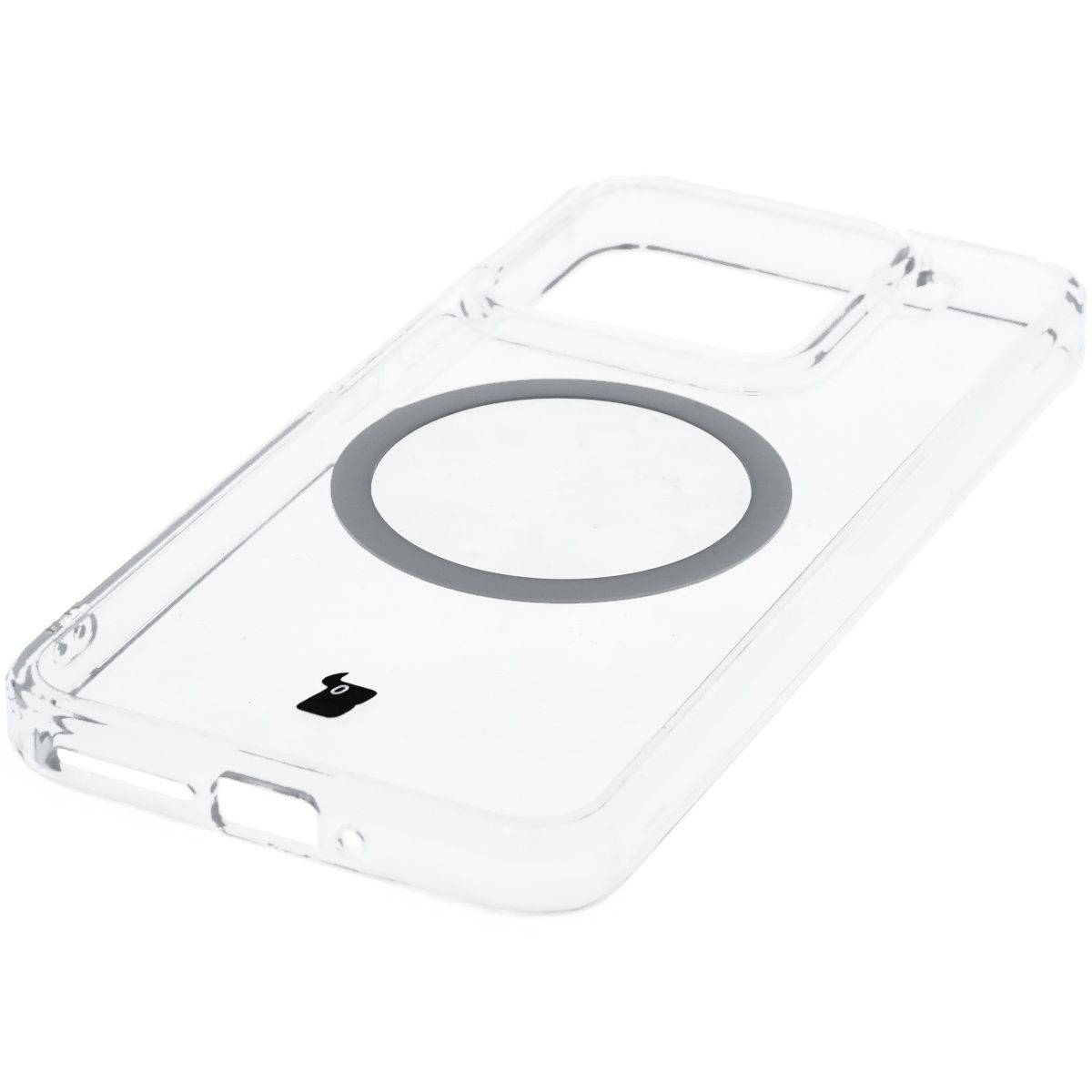 Integrated buttons, cutouts, and hybrid material in Bizon Case CrystalO