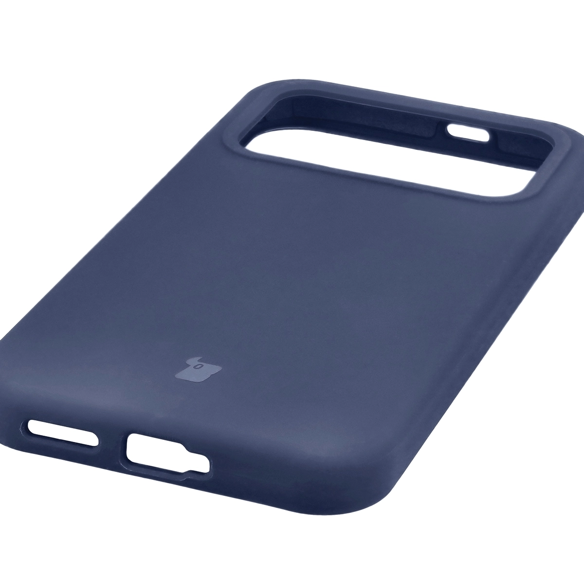 Nahaufnahme der präzisen Aussparungen und der Möglichkeit des induktiven Ladens in der Bizon Soft Case für Xiaomi POCO F8 Pro