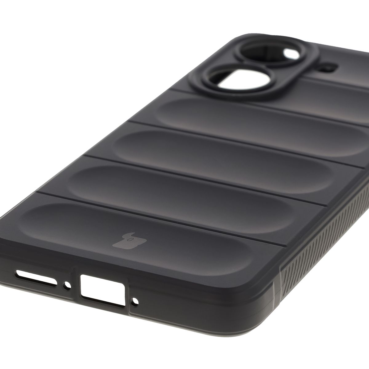 Precise cutouts and compatibility with wireless charging in the Bison Case Tur