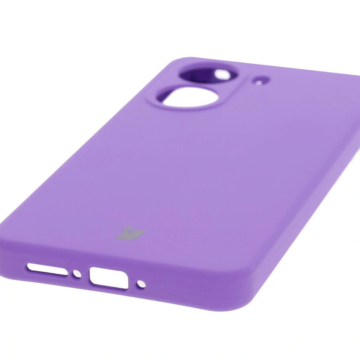Prim-plan al decupajelor precise și posibilitatea de încărcare wireless în carcasa Bizon Soft Case pentru Xiaomi Poco X7 Pro