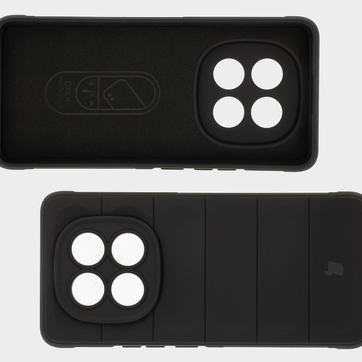 Microfiber lining, grooves on the back, and reinforced corners in Bizon Case Tur