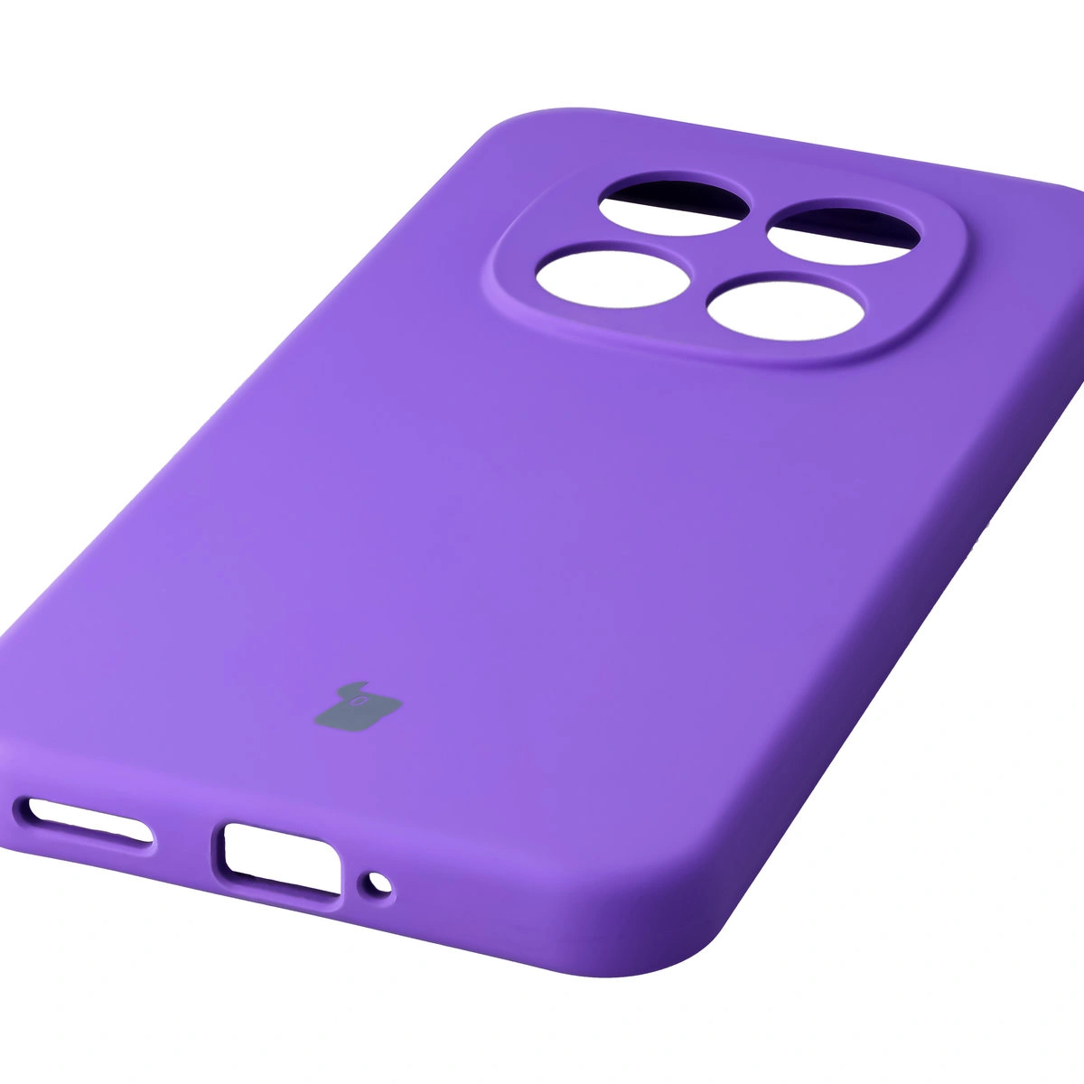 Prim-plan pe decupajele precise și posibilitatea de încărcare wireless în carcasa Bizon Soft Case pentru Xiaomi Redmi Note 15 Pro 5G