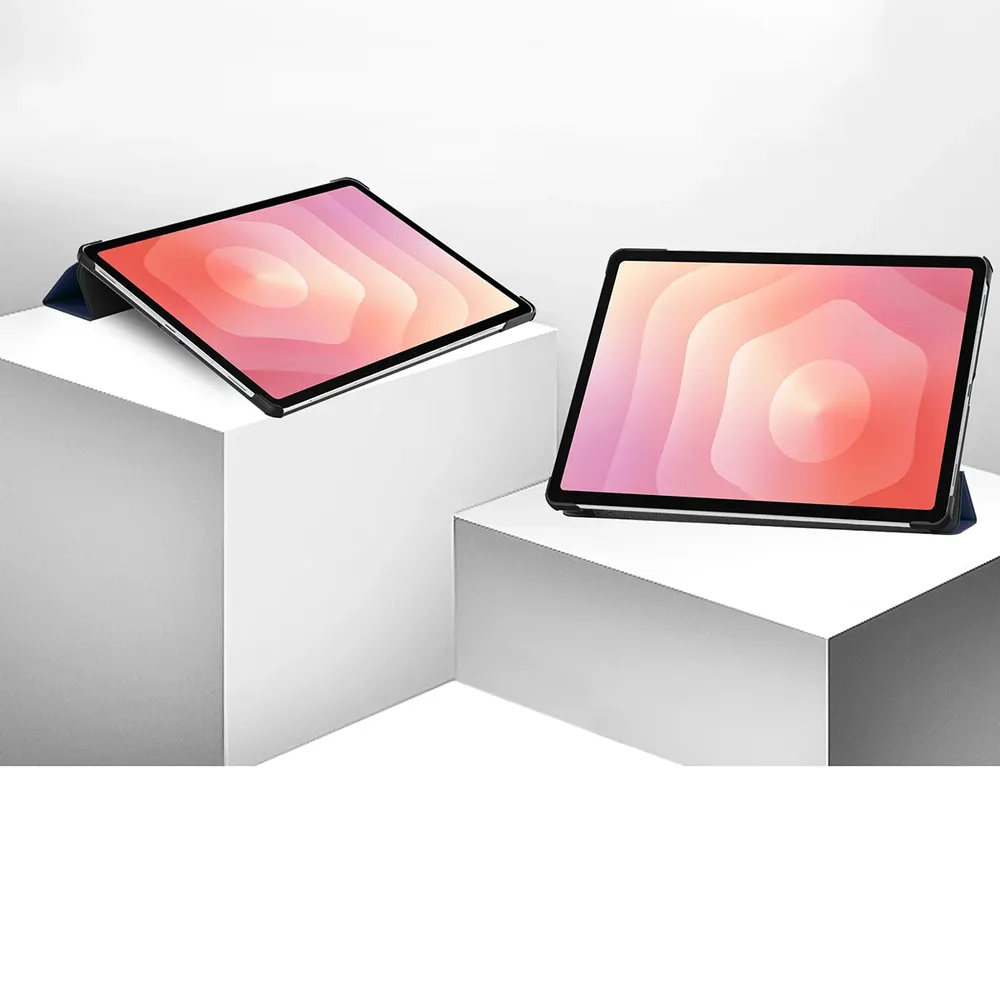 Etui z klapką Bizon Case Tab Croc na podstawkach ustawione pod dwoma kątami do Galaxy Tab S12 Plus